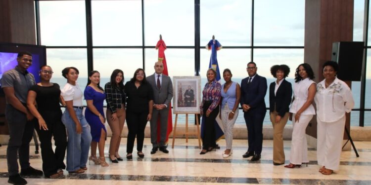 Embajada de Marruecos y FUCIMDRES celebran Día Mundial del Turismo enfocado en agenda digital e inteligencia artificial