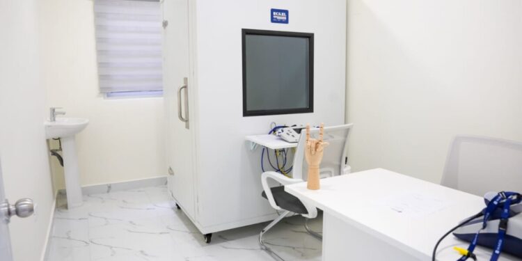 Ponen en funcionamiento Centro Audiológico y Terapia Integral para sordos