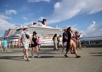 RD supera los 16 mil visitantes en un solo día con la llegada de cuatro cruceros a Puerto Plata y Pedernales