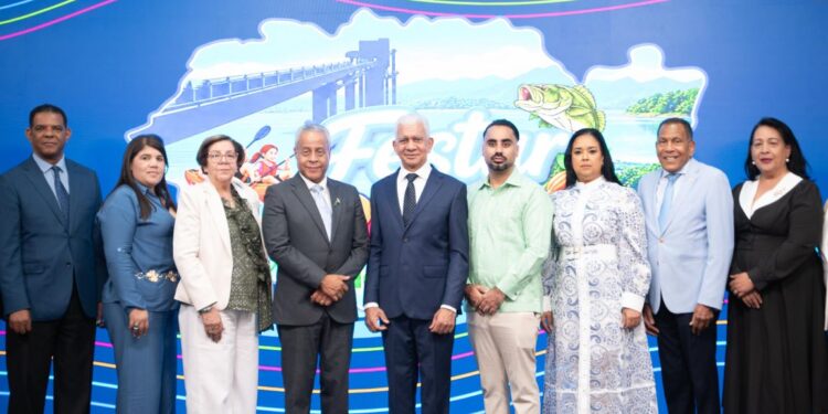 Presidente del Senado encabeza acto lanzamiento cuarta Feria ecoturística “Festur Sánchez Ramírez 2026”