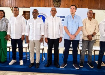 Alta dirección del PRM  encabeza encuentro de socialización con la dirección provincial en Monte Plata
