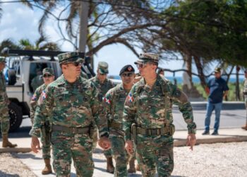 EL COMANDANTE DEL EJÉRCITO REALIZA RECORRIDO DE INSPECCIÓN OPERACIONAL EN LA FRONTERA SUR