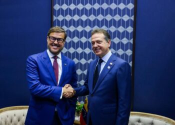 Venezuela y República Dominicana reafirman su compromiso de reconstruir las relaciones diplomáticas