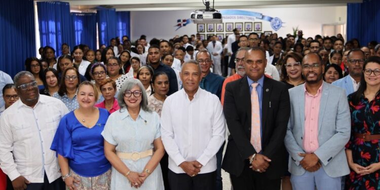 UASD celebra simposio sobre autismo y TDAH dedicado al senador Franklin Romero