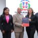 Alfredo Pacheco recibe el proyecto de ley Mirabal: «Una mujer en peligro no debe encontrar muchas puertas, debe encontrar un solo Estado