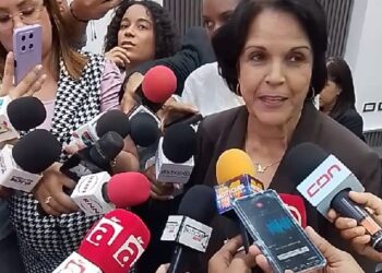 Minou Tavares Mirabal y Aracely Villanueva respaldan reforma para fortalecer la lucha contra la violencia de género