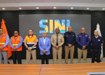 Defensa Civil, Armada Dominicana y COE fortalecen coordinación para responder a emergencias