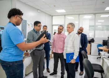 Rector del ITLA recibe visita del embajador de la Unión Europea y destaca cooperación en formación tecnológica