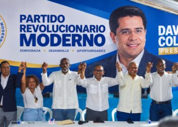 Ex alcalde de Peralvillo “El Profe” pasa apoyar con su equipo el proyecto presidencial de David Collado