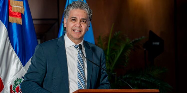 Experto organización internacional destaca aumento RD en calificación global Índice Estado de Derecho