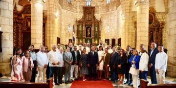 País Posible celebra siete años visitando la Catedral y el Altar de la Patria